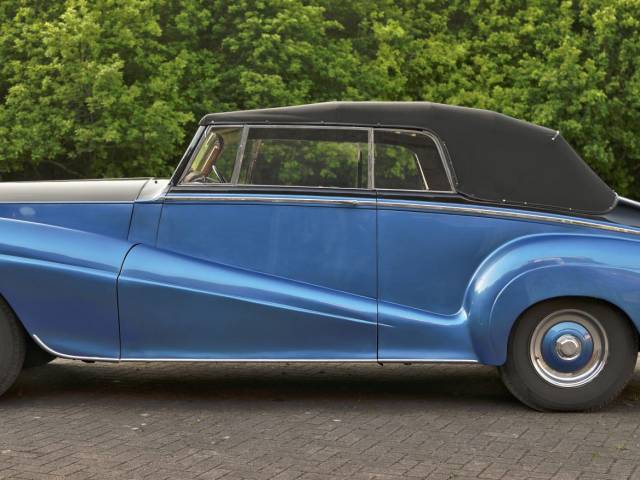 Rolls-Royce Silver Wraith