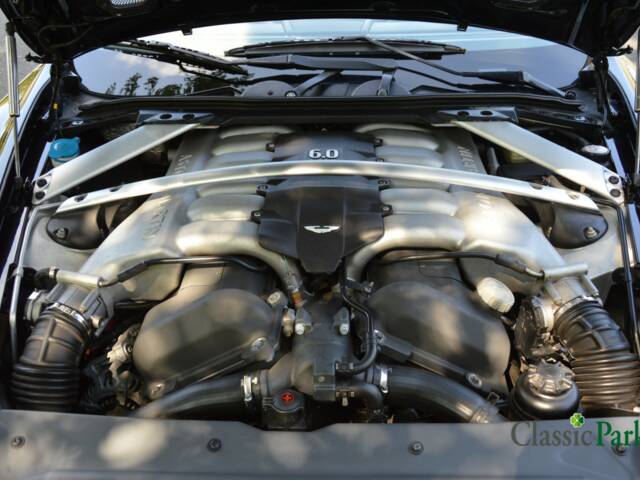 Aston Martin DB 9 Volante