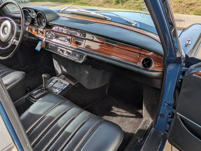 Mercedes-Benz 300 SEL 4.5