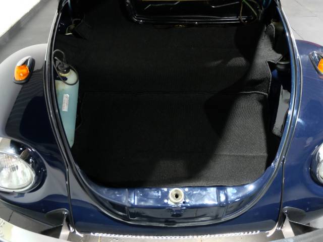 Volkswagen Beetle 1303 LS - Volkswagen Käfer 1303 LS Fuel Injection Cabrio