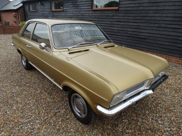 Image 1/26 of Vauxhall Viva (1973)