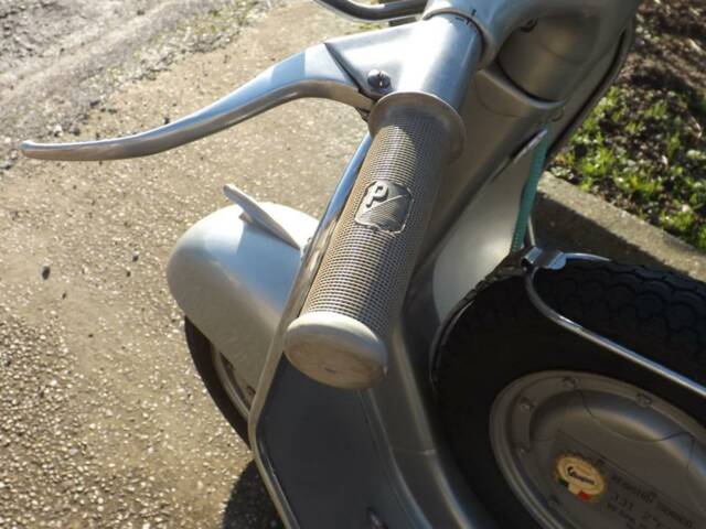 Piaggio Vespa 150 GS