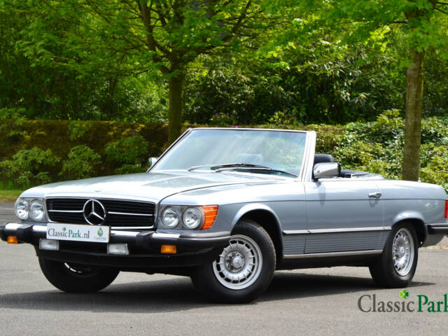 Immagine 1/50 di Mercedes-Benz 380 SL (1983)