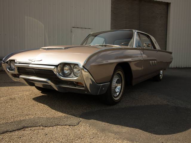 Ford Thunderbird