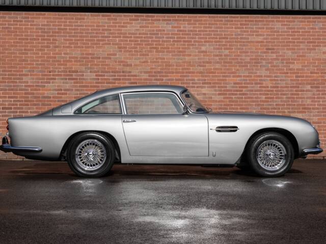 Aston Martin DB 5