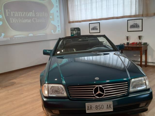 Mercedes-Benz SL 320