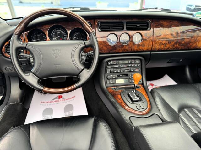 Jaguar XK8 4.0