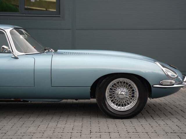 Jaguar E-Type 3.8