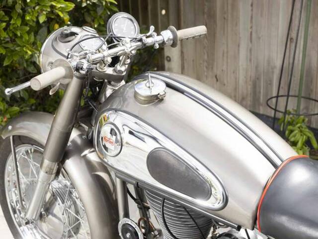 Norton Model 30 International
