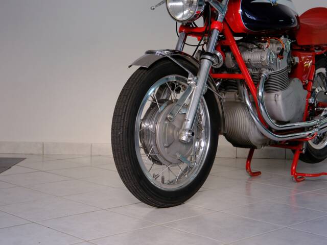 MV Agusta 750 Sport