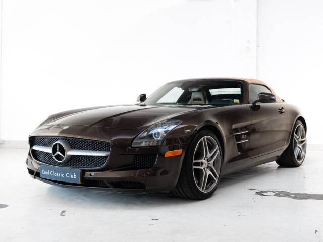 Immagine 1/46 di Mercedes-Benz SLS AMG Roadster (2012)