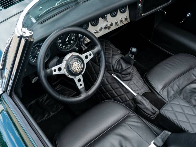 Jaguar E-Type 3.8