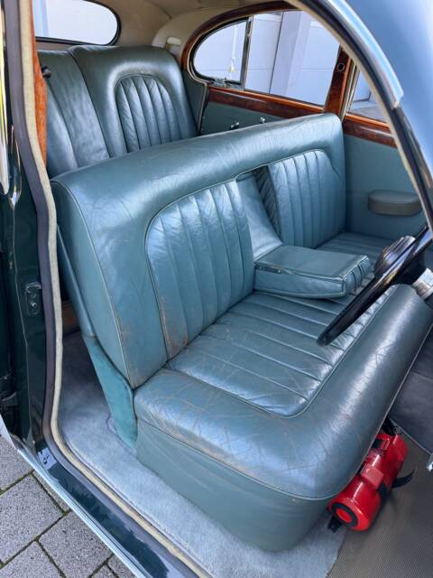 Jaguar Mk IX