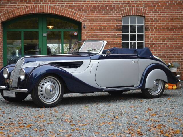 Immagine 1/12 di BMW 327 (1938)