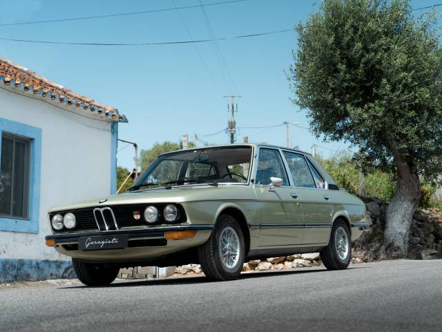 Imagen 1/31 de BMW 520 (1974)