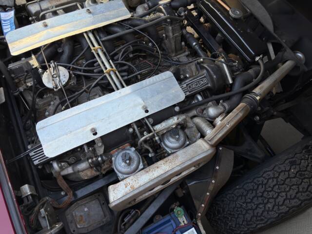 Jaguar E-Type V12 (2+2)