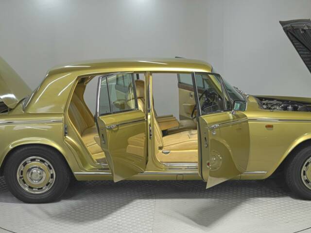 Rolls-Royce Silver Shadow II