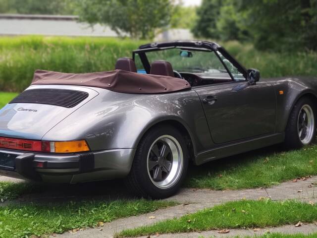 Porsche 911 Carrera 3.2