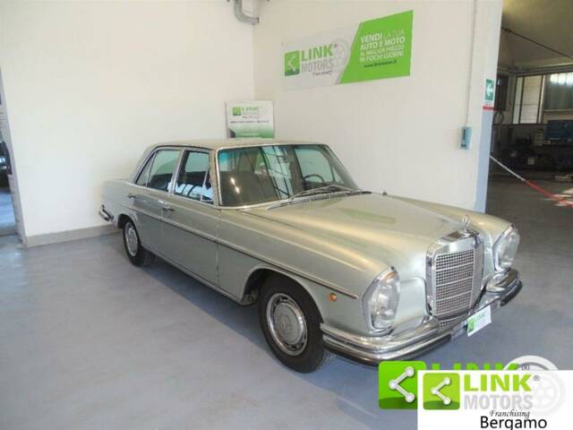 Immagine 1/10 di Mercedes-Benz 280 SE (1969)