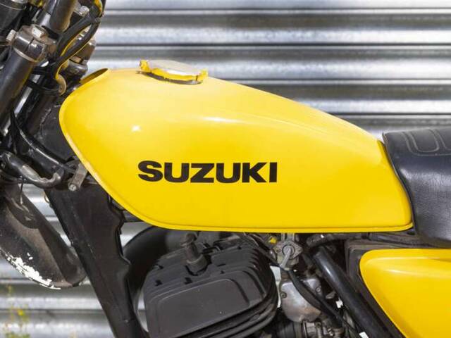 Suzuki TS 185