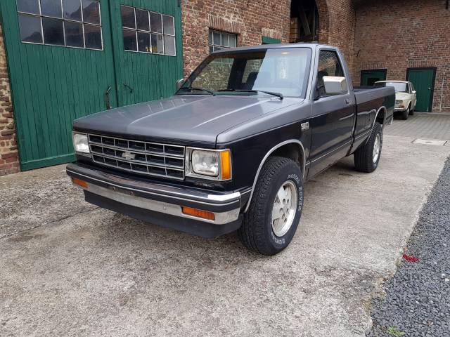 Image 1/25 of Chevrolet S10 Fleetside (1987)