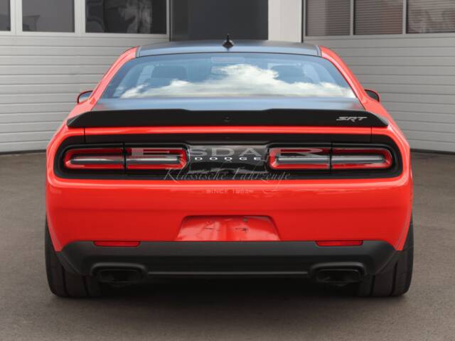 Dodge Challenger SRT Demon
