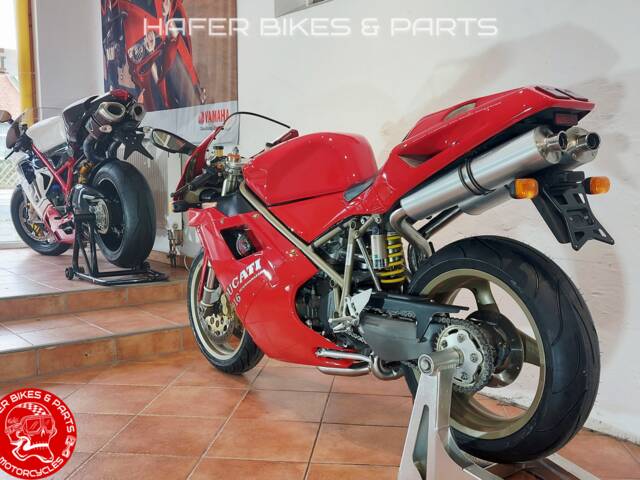 Ducati 916
