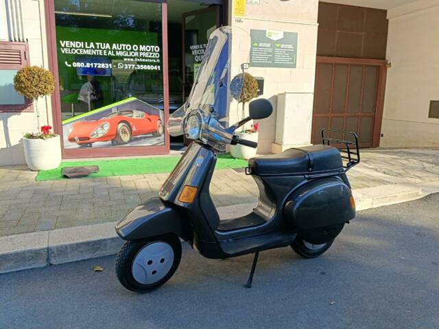 Piaggio Vespa Cosa 125