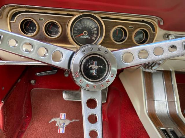 Ford Mustang 289 - Volant bois neuf.