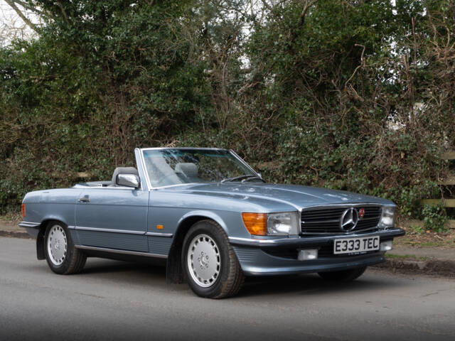 Image 1/27 of Mercedes-Benz 300 SL (1987)