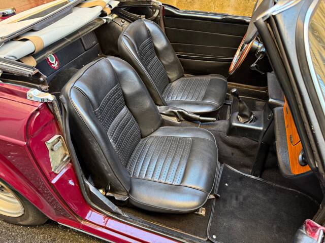 Triumph TR 6 PI