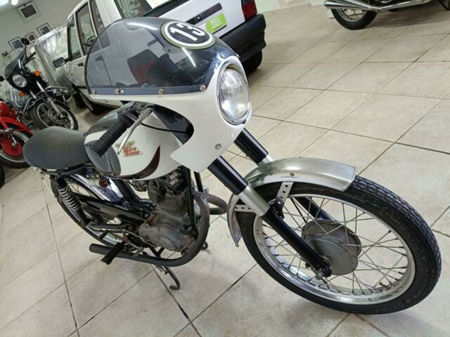Moto Morini Corsaro 125