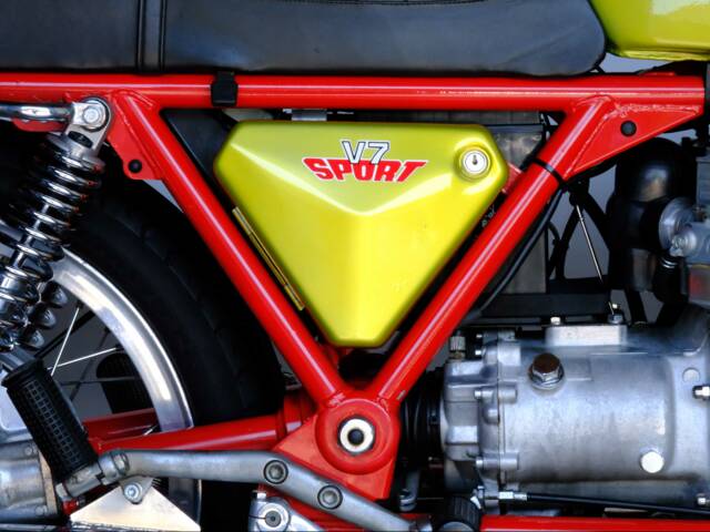 Moto Guzzi V7 Sport