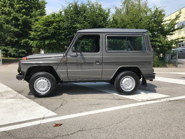 Mercedes-Benz 200 GE (SWB)