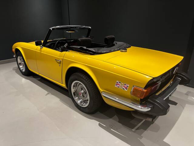Triumph TR 6 PI
