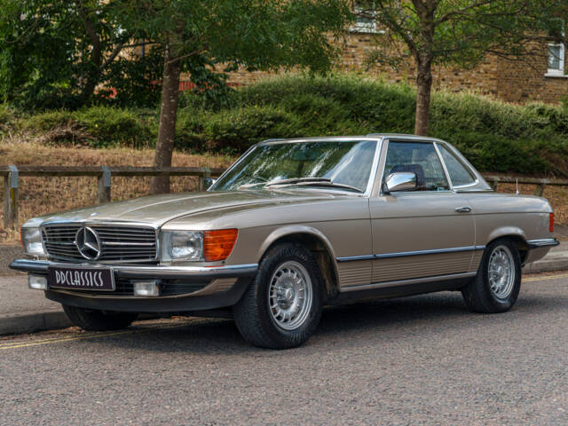 Bild 1/23 von Mercedes-Benz 380 SL (1985)