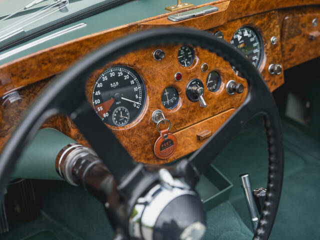 Jaguar XK 120 DHC