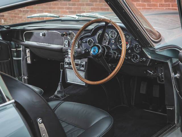 Aston Martin DB 5