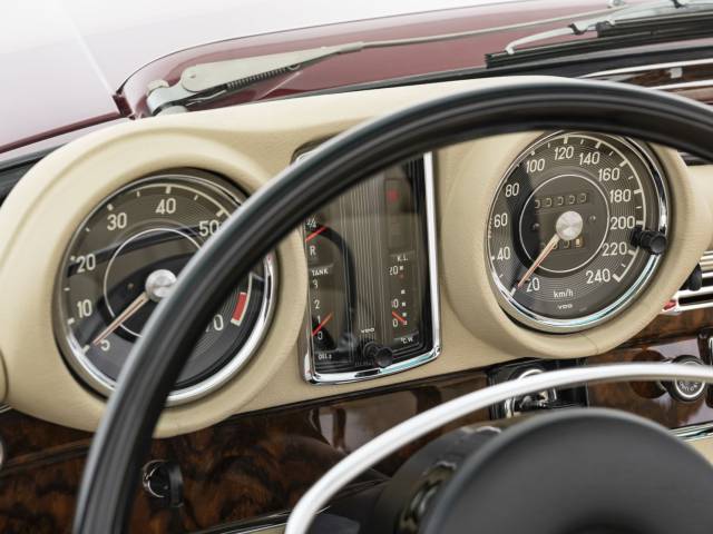Mercedes-Benz 280 SE 3,5