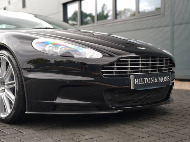 Aston Martin DBS