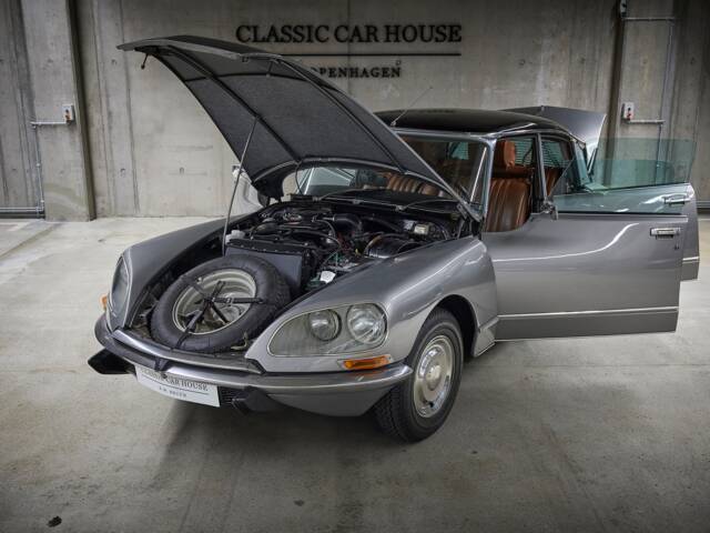 Citroën DS 23 Pallas