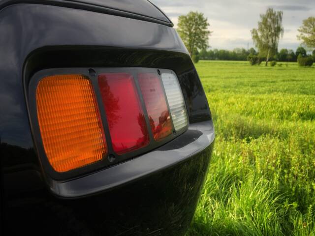 Porsche 928
