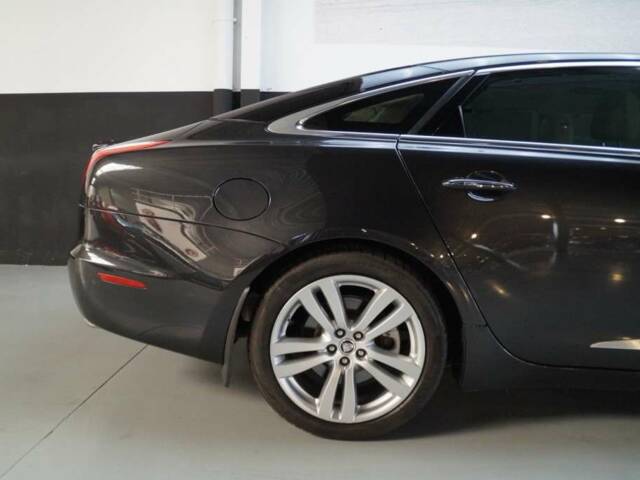 Jaguar XJ 5.0