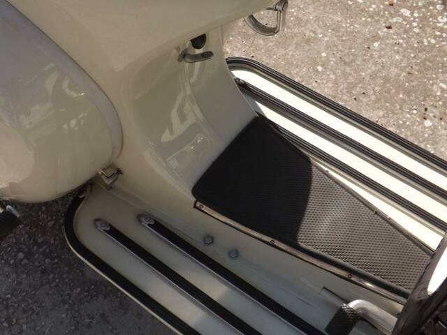 Piaggio Vespa 150 GL