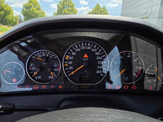 Mercedes-Benz SL 500