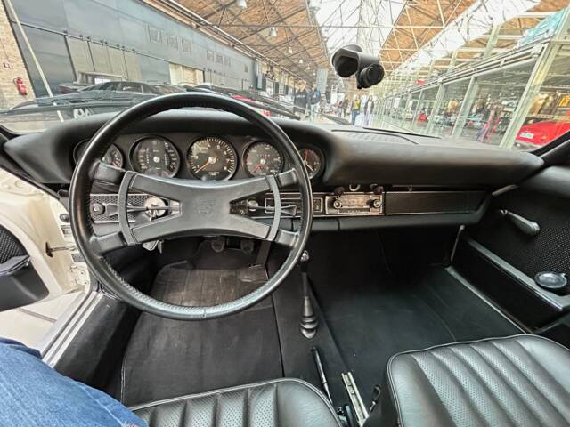 Porsche 911 2.0 E