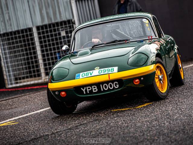 Image 1/13 of Lotus Elan (1969)