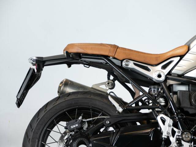 BMW R NineT