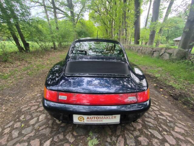 Porsche 911 Carrera