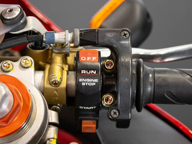 Ducati 748 S